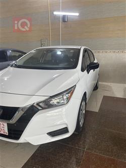 نيسان فيرسا